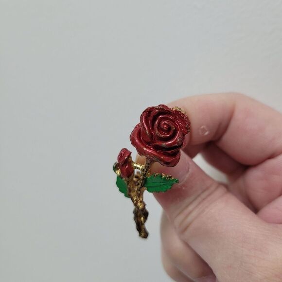 2/$20 Vintage Gold Tone Red Rose Brooch - Picture 5 of 8